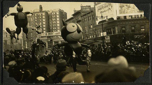 Felix-cat-macys Felix-cat-macys