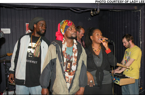 090422_ladylee_main 090422_ladylee_main
