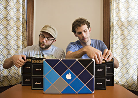 Hood_MashAve_480px_main.jpg Hood_MashAve_480px_main.jpg