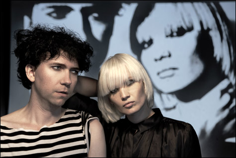 090109_raveonettes_main 090109_raveonettes_main