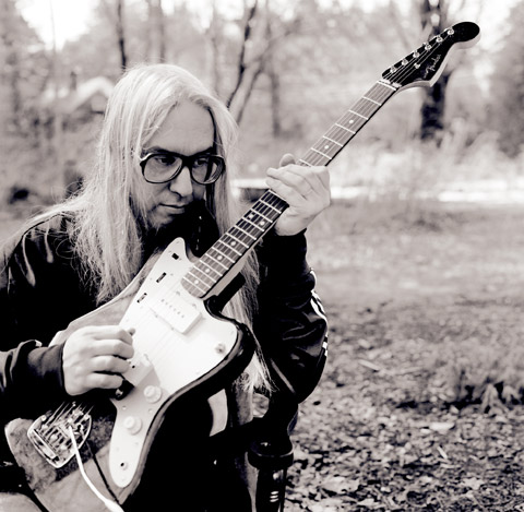 Interview with Dinosaur Jr. Frontman J Mascis Interview with Dinosaur Jr. Frontman J Mascis