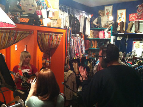 Banditas and Sleepover Shows Banditas and Sleepover Shows