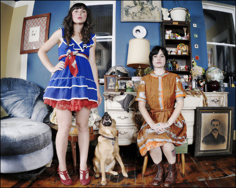 ART_eskimo-sisters_main ART_eskimo-sisters_main